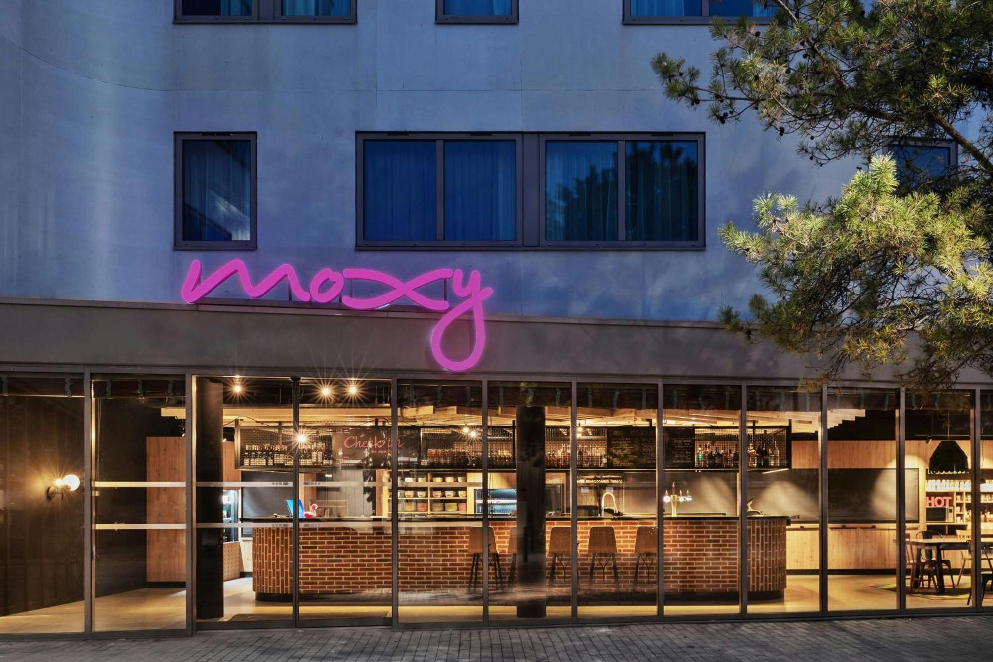 Moxy Amiens Hotel Екстериор снимка